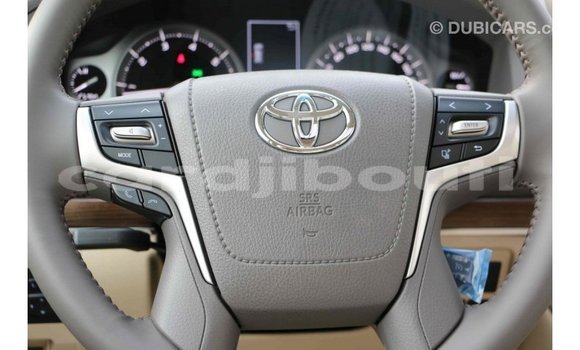 Buy Import Toyota Land Cruiser Black Car in Import - Dubai in Ali Sabieh Region Buy Import Toyota Land Cruiser Black Car in Import - Dubai in Ali Sabieh Region