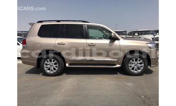 Acheter Import Voiture Toyota Land Cruiser Autre à Import - Dubai, Ali Sabieh Region Acheter Import Voiture Toyota Land Cruiser Autre à Import - Dubai, Ali Sabieh Region