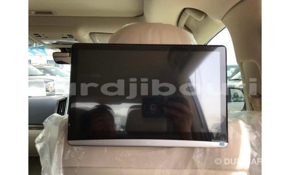Acheter Import Voiture Toyota Land Cruiser Autre à Import - Dubai, Ali Sabieh Region Acheter Import Voiture Toyota Land Cruiser Autre à Import - Dubai, Ali Sabieh Region