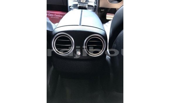 Acheter Import Voiture Mercedes-Benz 200 Autre à Import - Dubai, Ali Sabieh Region Acheter Import Voiture Mercedes-Benz 200 Autre à Import - Dubai, Ali Sabieh Region