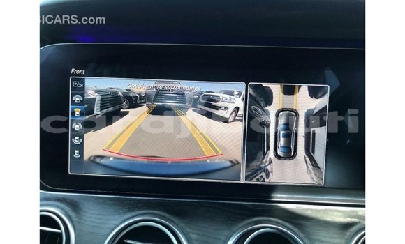 Acheter Import Voiture Mercedes-Benz 200 Autre à Import - Dubai, Ali Sabieh Region Acheter Import Voiture Mercedes-Benz 200 Autre à Import - Dubai, Ali Sabieh Region