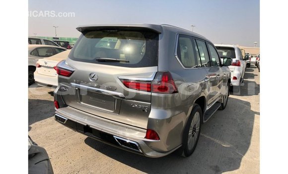 Acheter Import Voiture Lexus LX Autre à Import - Dubai, Ali Sabieh Region Acheter Import Voiture Lexus LX Autre à Import - Dubai, Ali Sabieh Region