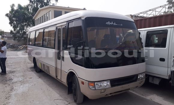 Acheter Occasion Voiture Mitsubishi Spacestar Beige à Djibouti, Djibouti Region