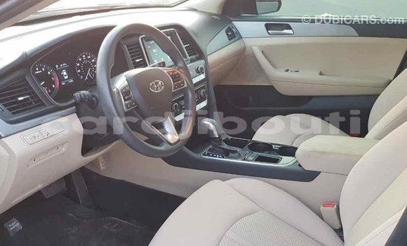 Buy Import Hyundai Sonata Black Car in Import - Dubai in Ali Sabieh Region Buy Import Hyundai Sonata Black Car in Import - Dubai in Ali Sabieh Region