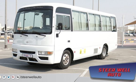 Acheter Import Voiture Nissan 350Z Blanc à Import - Dubai, Ali Sabieh Region Acheter Import Voiture Nissan 350Z Blanc à Import - Dubai, Ali Sabieh Region