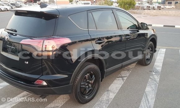 Buy Import Toyota 4Runner Black Car in Import - Dubai in Ali Sabieh Region Buy Import Toyota 4Runner Black Car in Import - Dubai in Ali Sabieh Region