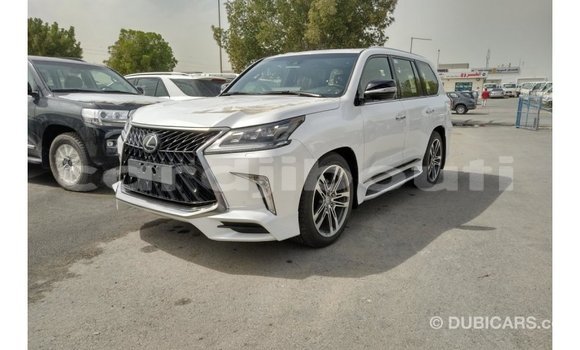 Acheter Import Voiture Lexus LX Rouge à Import - Dubai, Ali Sabieh Region Acheter Import Voiture Lexus LX Rouge à Import - Dubai, Ali Sabieh Region
