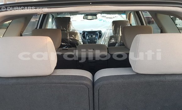 Buy Import Hyundai Santa Fe Other Car in Import - Dubai in Ali Sabieh Region Buy Import Hyundai Santa Fe Other Car in Import - Dubai in Ali Sabieh Region