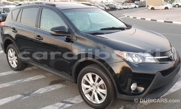 Buy Import Toyota 4Runner Black Car in Import - Dubai in Ali Sabieh Region Buy Import Toyota 4Runner Black Car in Import - Dubai in Ali Sabieh Region