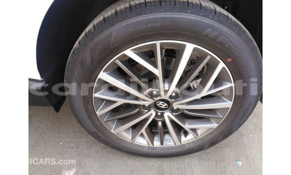 Buy Import Hyundai Tucson White Car in Import - Dubai in Ali Sabieh Region Buy Import Hyundai Tucson White Car in Import - Dubai in Ali Sabieh Region
