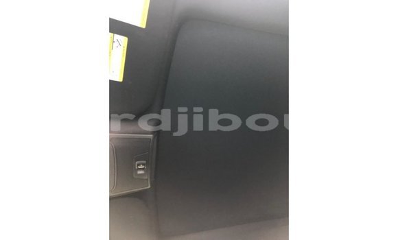 Acheter Import Voiture Ford Club Wagon Blanc à Import - Dubai, Ali Sabieh Region Acheter Import Voiture Ford Club Wagon Blanc à Import - Dubai, Ali Sabieh Region