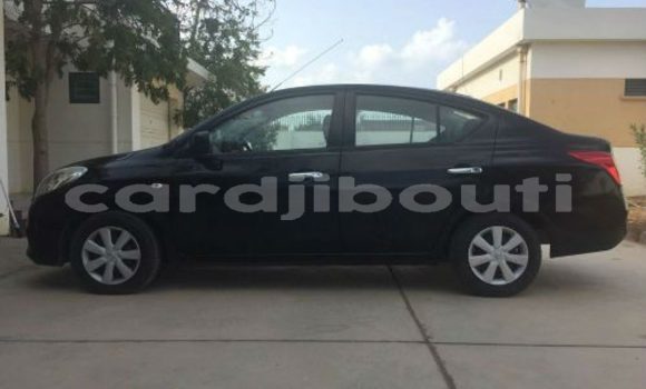 Acheter Occasion Voiture Nissan Sunny Noir à Djibouti, Djibouti Region