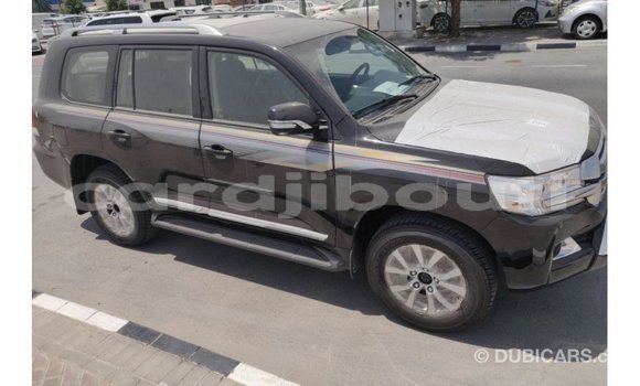 Acheter Import Voiture Toyota Land Cruiser Autre à Import - Dubai, Ali Sabieh Region Acheter Import Voiture Toyota Land Cruiser Autre à Import - Dubai, Ali Sabieh Region